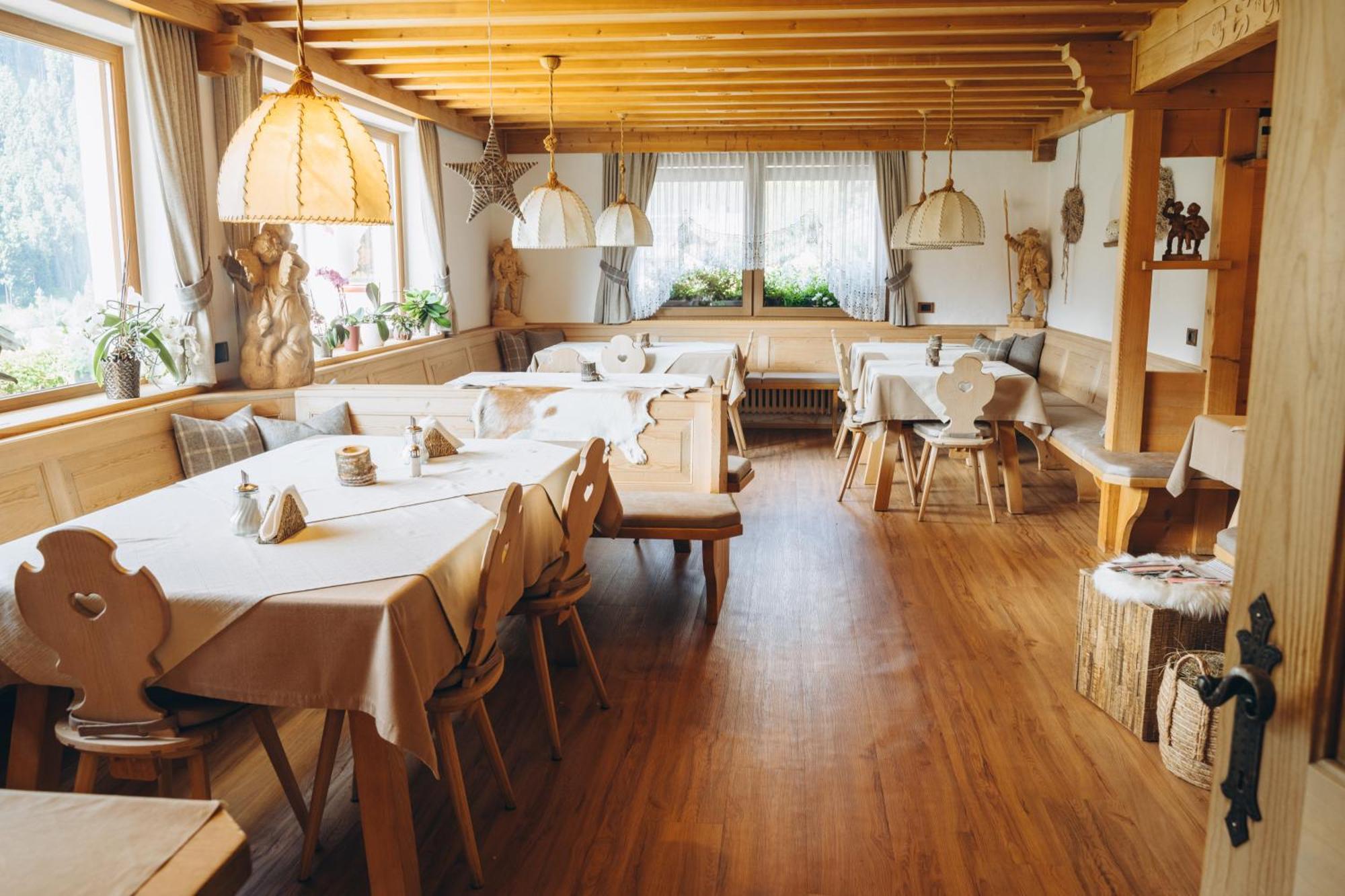 Garnì Cir Hotel Santa Cristina Val Gardena Ngoại thất bức ảnh